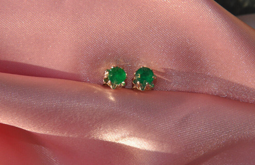 4mm round natural - 4mm, stud