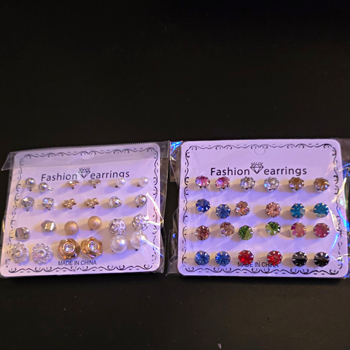 Stud earrings lot - earrings,