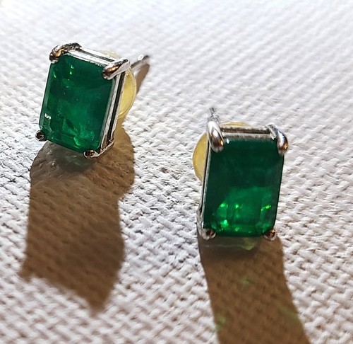 Beautiful emerald earrings - beautiful, emerald,