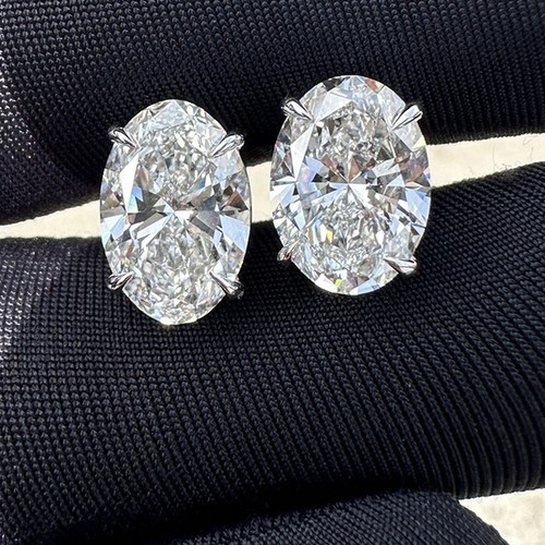 Pear oval moissanite stud - pear,