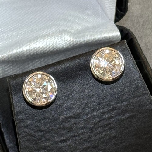 925 silver certified vvs - 925,