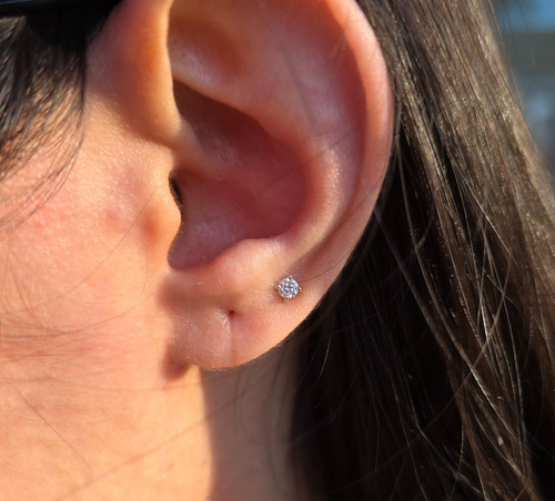 925 sterling silver - sterling, moissanite