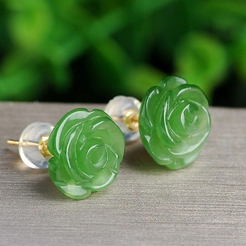 Hand carved green jade - hand,