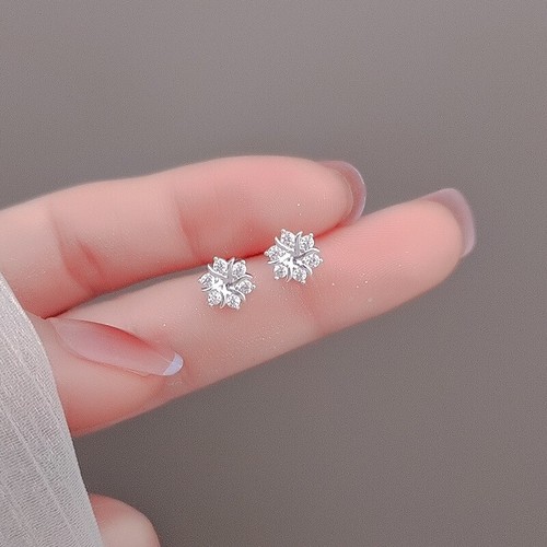 Dainty swirl crystal stud - dainty,